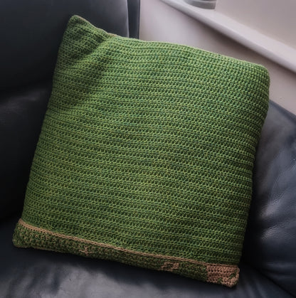 owlsaic wall hanging/ pillow case PDF crochet chart