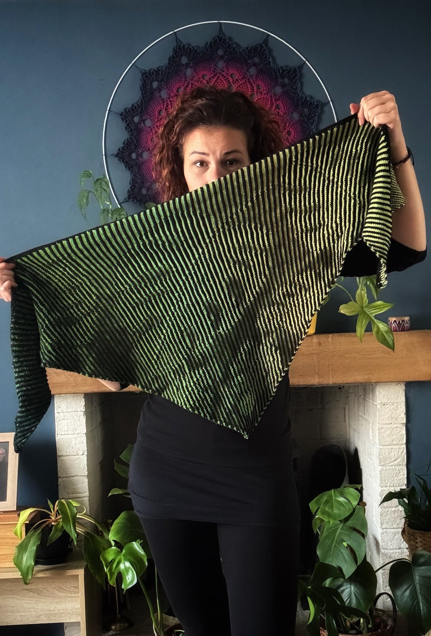 Monstera illusion shawl PDF pattern